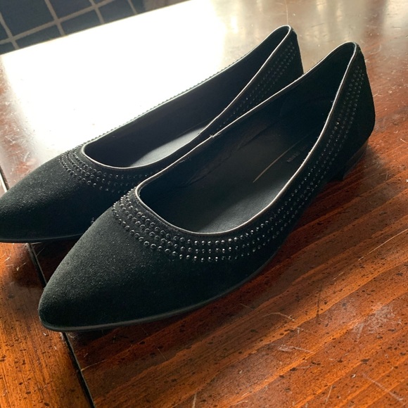 Ecco Shape Pointy Toe Ballet Flat with Crystals 40 - Picture 4 of 16